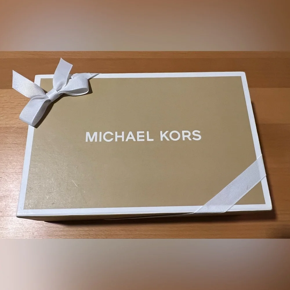 Michael - Michael Kors LEATHER LARGE DOUBLE ZIP WRISTLET LIME Full Inclusion
